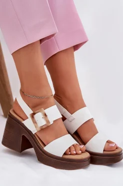 Sandały Damskie Na Masywnym Obcasie I Platformie Vinceza 17387 Białe