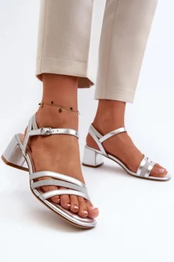 Sandały Damskie Na Niskim Obcasie Z Eko Skóry Sergio Leone SK046 Srebrne