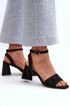 Sandały Damskie Na Obcasie Z Eko Zamszu Vinceza 17328 Czarne