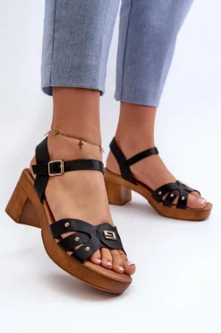 Sandały Damskie Na Obcasie Z Eko Skóry Czarne Assames