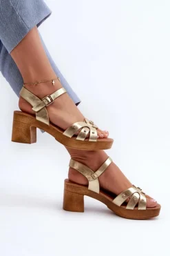 Sandały Damskie Na Obcasie Z Eko Skóry Złote Assames