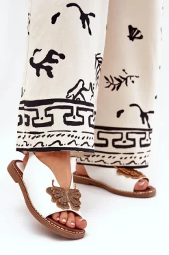 Sandały Damskie Na Płaskim Obcasie Z Ozdobą Białe Setorina