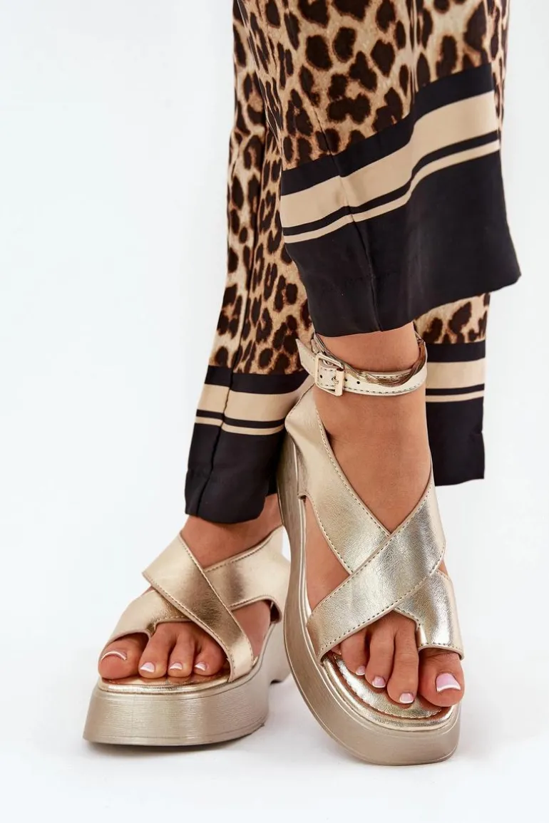 Sandały Damskie Na Platformie I Koturnie Eko Skórzane Złote Tenzorus