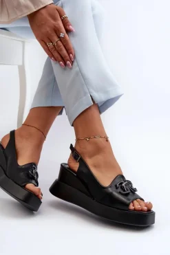 Sandały Damskie Na Platformie I Koturnie Z Ozdobą Czarne Janesca