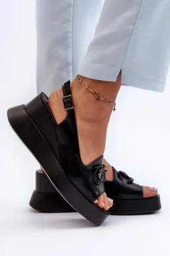 Sandały Damskie Na Platformie I Koturnie Z Ozdobą Czarne Janesca
