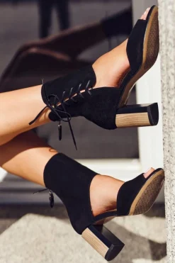 Sandały Damskie Na Słupku Maciejka Czarne Zamszowe 04122-01