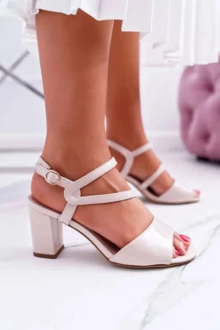 Sandały Damskie Na Słupku Sergio Leone SK844 Lakierowane Beżowe Tres