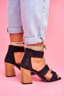 Sandały Damskie Na Słupku Wiązane Zamszowe Czarne Amore