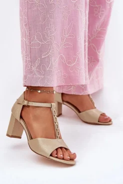 Sandały Damskie Na Słupku Z Ozdobnym Paskiem Eko Skóra Złote Triavera