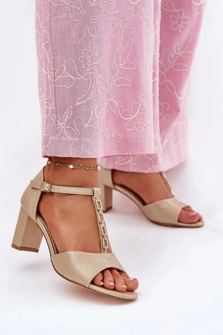 Sandały Damskie Na Słupku Z Ozdobnym Paskiem Eko Skóra Złote Triavera