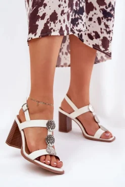 Sandały Damskie Na Słupku Z Ozdobnym Paskiem Białe Mirfedi