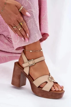 Sandały Damskie Na Słupku Ze Złotą Ozdobą Beżowe Nusorilis