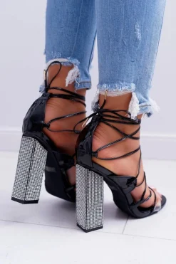 Sandały Damskie Na Słupku Z Cyrkoniami Wiązane Czarne Everything