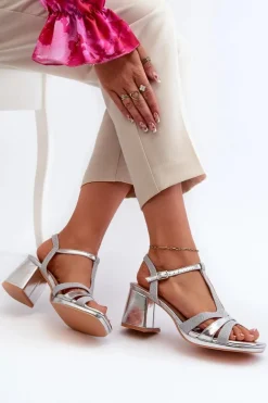 Sandały Damskie Na Słupku Z Eko Skóry Srebrne Lyana