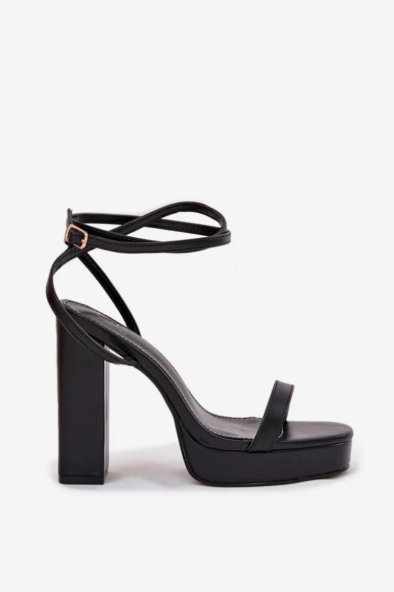 Sandały Damskie Na Słupku Z Paseczkiem Czarne Fevenne