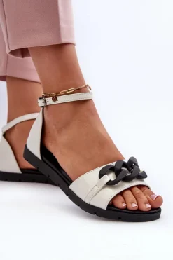Sandały Damskie Płaskie Z Łańcuchem Vinceza 17320 Białe