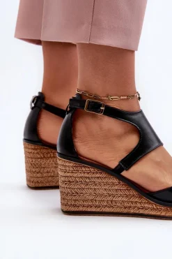 Sandały Damskie Skórzane Na Koturnie Maciejka 06657-01 Czarne