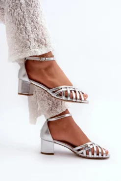 Sandały Damskie Z Eko Skóry Na Niskim Obcasie Srebrne Monsha