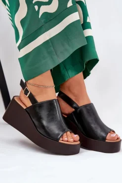 Sandały Damskie Z Eko Skóry Na Platformie I Koturnie Czarne Leaniria