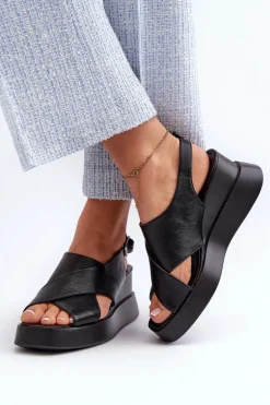 Sandały Damskie Z Eko Skóry Na Platformie I Koturnie Czarne Vaiara