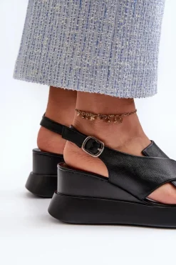 Sandały Damskie Z Eko Skóry Na Platformie I Koturnie Czarne Vaiara