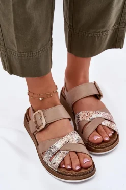 Sandały Damskie Z Klamrą Inblu GS000056 Beżowe