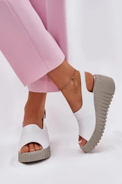 Sandały Damskie Z Naturalnej Skóry Na Koturnie Artiker 54C0786 Białe