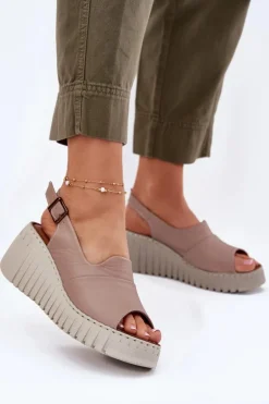 Sandały Damskie Z Naturalnej Skóry Na Koturnie Artiker 54C0788 Ciemnobeżowe