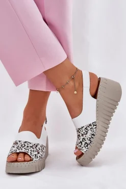 Sandały Damskie Z Naturalnej Skóry Na Koturnie Artiker 56C0958 Białe