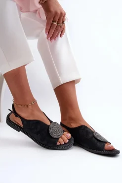 Sandały Damskie Z Ozdobą Na Płaskim Obcasie S.Barski KV24-057 Czarne