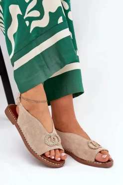 Sandały Damskie Z Ozdobą Na Płaskim Obcasie Eko Zamszowe Beżowe Ralisses