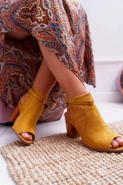 Sandały Damskie Zamszowe Żółte Thido