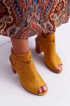 Sandały Damskie Zamszowe Żółte Thido