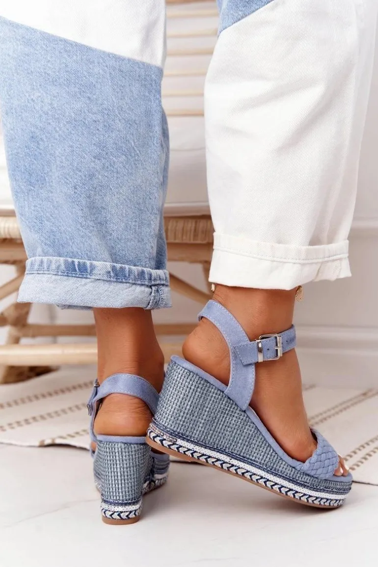 Sandały Na Koturnie Z Cekinami Niebieskie Scilla