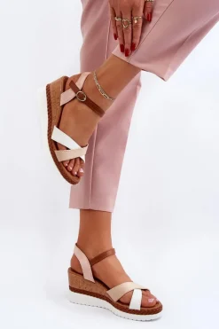 Sandały Na Koturnie Z Paskami Beżowe Kioda