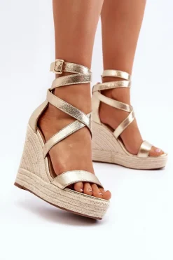 Sandały Na Koturnie Z Plecionką Złote Salthe