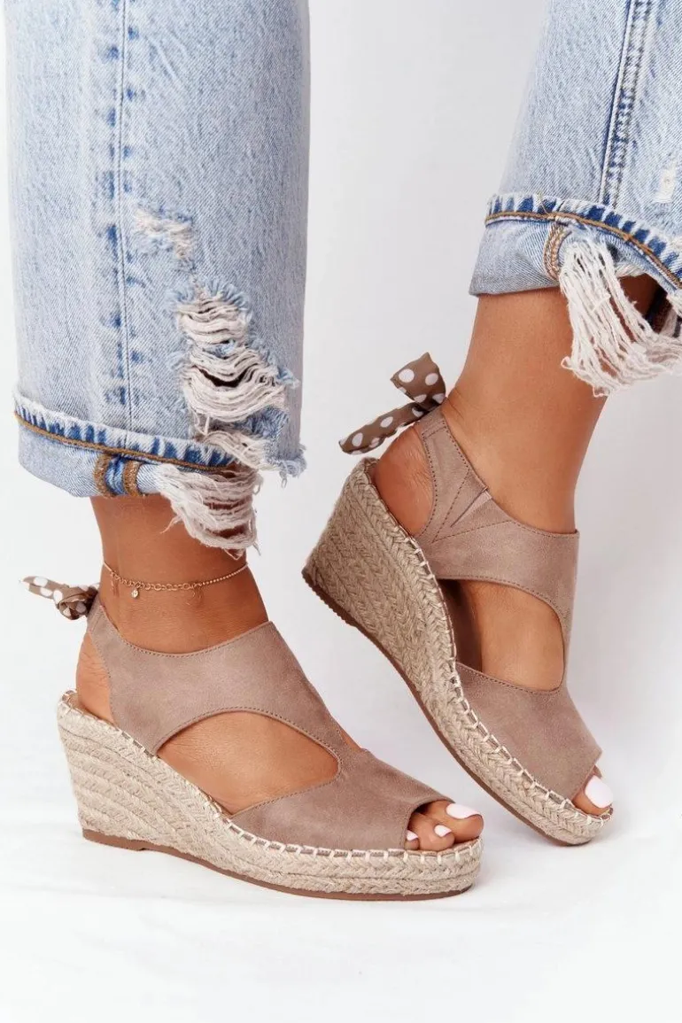 Sandały Na Koturnie Z Plecionką Beżowe Mykonos