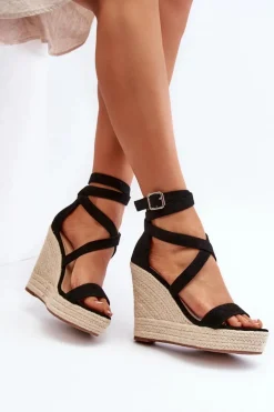 Sandały Na Koturnie Z Plecionką Czarne Salthe