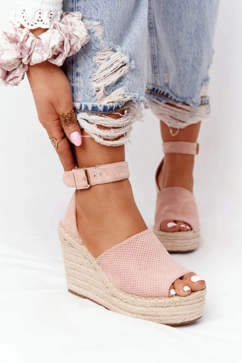 Sandały Na Koturnie Z Plecionką Jasnoróżowe Makenna