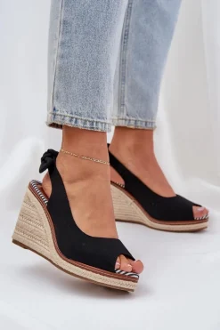 Sandały Na Koturnie Z Plecionką Czarne Nanalis