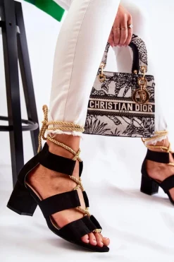 Sandały Na Niskim Obcasie Wiązane Czarne Erisa