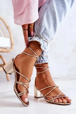 Sandały Na Obcasie Wiązane Złote Meghan