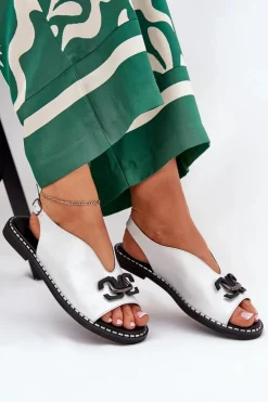 Sandały Na Płaskim Obcasie Z Ozdobą Eko Skóra Srebrne Tillireta