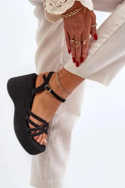 Sandały Na Platformie I Koturnie Czarne Oporia