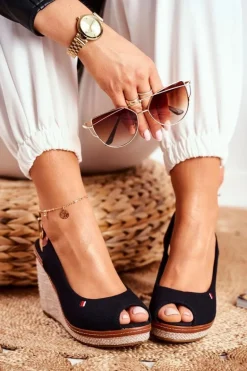 Sandały Na Plecionej Koturnie Czarne Tommy