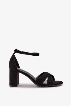 Sandały Na Słupkowym Obcasie Z Eko Zamszu Czarne Saniffia