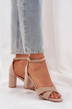 Sandały Na Słupkowym Obcasie Z Eko Zamszu Beżowe Saniffia
