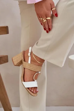 Sandały Na Słupkowym Obcasie Biało-Beżowe Afleeria