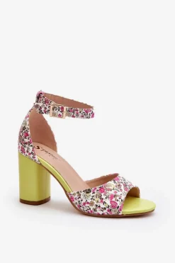 Sandały Na Słupku W Kwiaty Żółte Vitamella