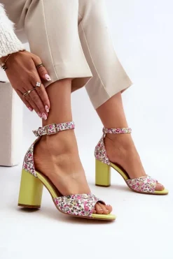 Sandały Na Słupku W Kwiaty Żółte Vitamella